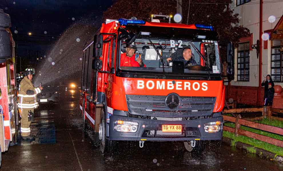 La Segunda Compañía de Bomberos de Lautaro incorporó una moderna unidad