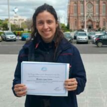 Reconocieron a la bombera de El Peligro que viajó a Venezuela para participar en tareas de rescate