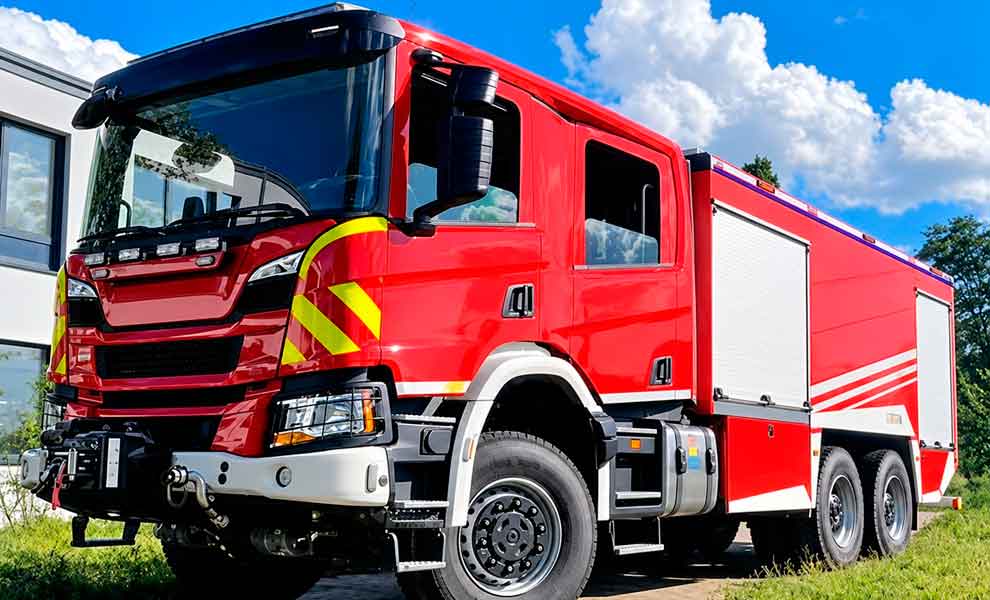 Bomberos Voluntarios de Villa La Angostura concretaron la compra de un nuevo camión