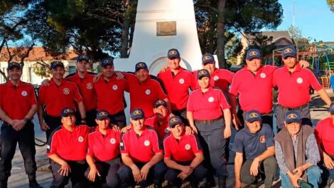 La Asociación de Bomberos Voluntarios de General Conesa sumó nueva indumentaria