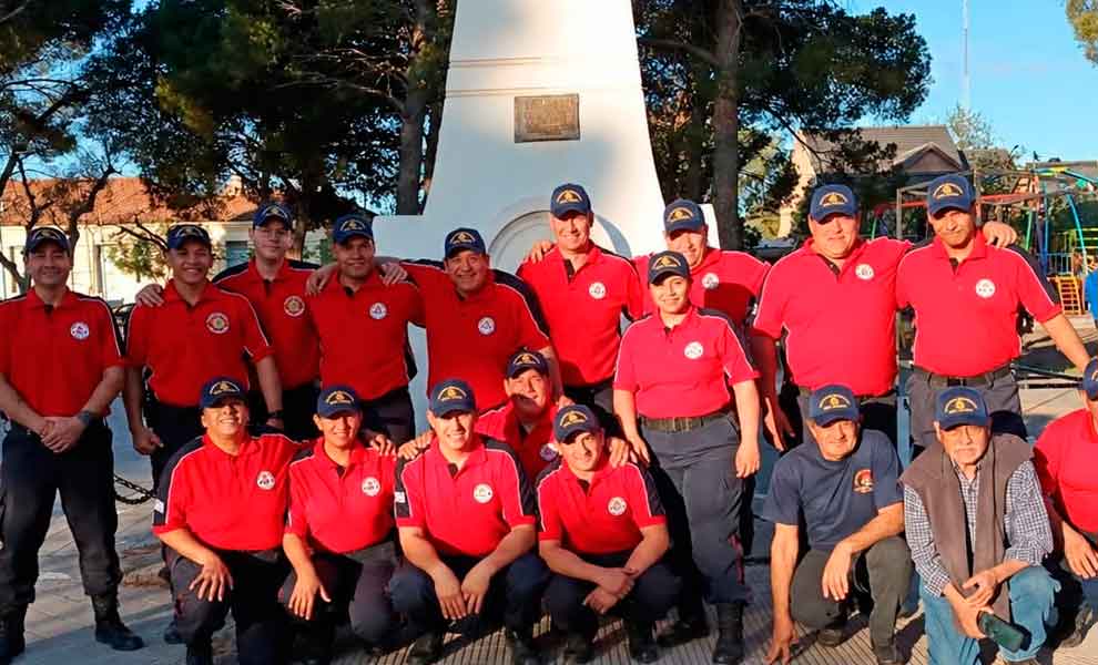 La Asociación de Bomberos Voluntarios de General Conesa sumó nueva indumentaria