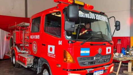 El Gobierno de Japón donó una autobomba a los Bomberos Voluntarios de Ciudad Perico en Jujuy